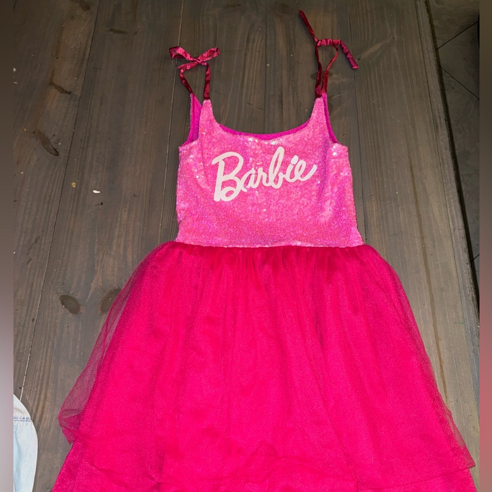 Pre Owned Belle Threads Barbie Girl Magenta Pink Sequin Tulle Dress Size 8